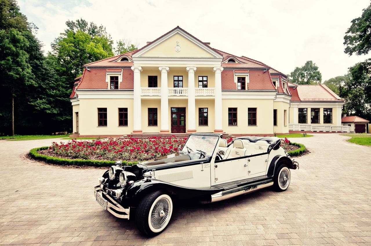 Dwor Slupia Hotel Zarzecze  Exterior foto